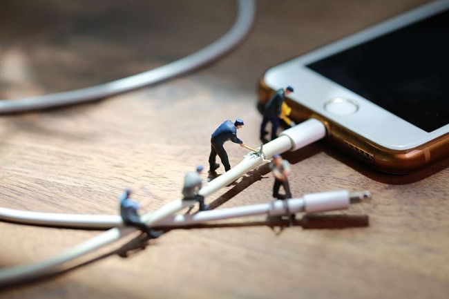تعمیر کابل USB شارژر موبایل