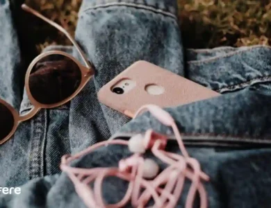 ست کردن قاب گوشی با استایل لباس