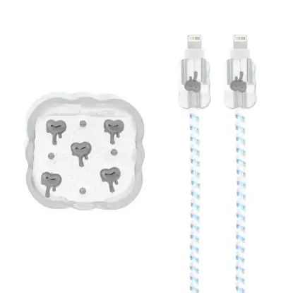 نمایش جزئیات ست سیلیکونی عروسکی محافظ کابل و شارژر اپل 20 وات طرح قلب